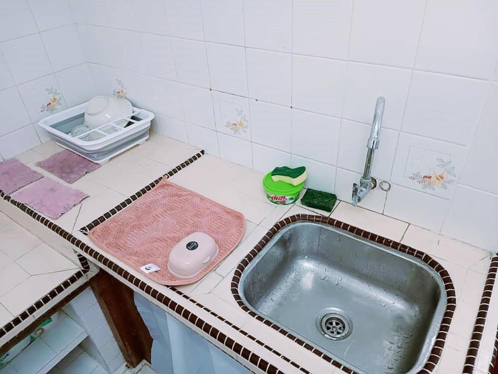 Jo-Rumah 3 Bedroom Apartment Jelutong Georgetown Penang Free Wifi ภายนอก รูปภาพ